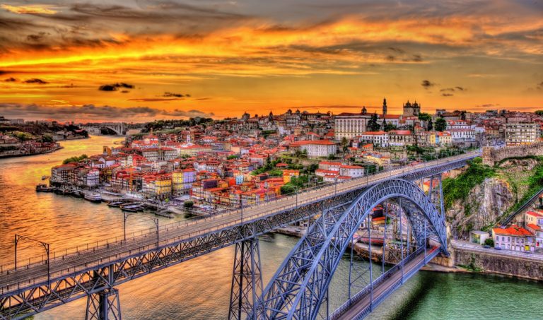 Golden Visa Portugal — residência por investimento